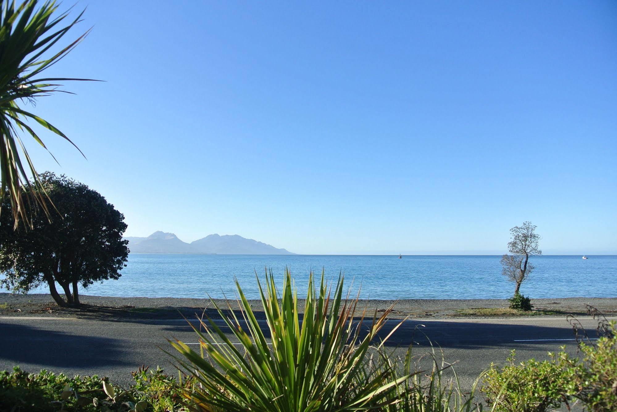 Blue Seas Motel Kaikoura Exterior photo